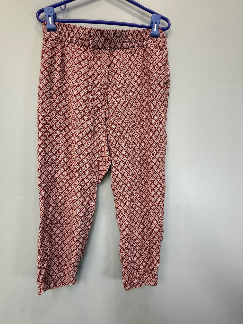 Old Navy Red Patterned Elastic-Waist Kids Leggings
